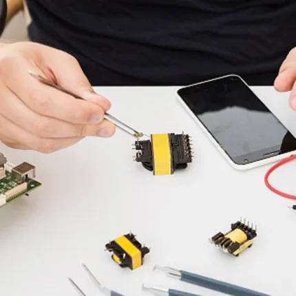 Soldering Techniques for Mobile Technicians